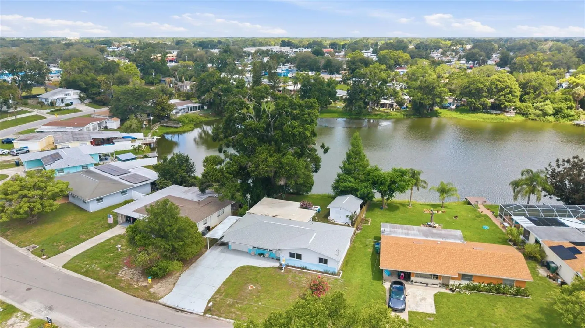 2111 W Minnehaha Street Tampa FL 33604