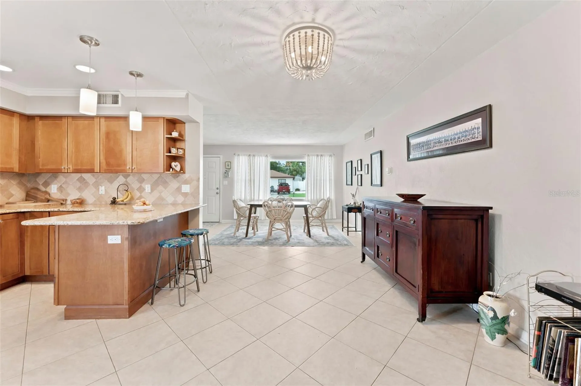 2111 W Minnehaha Street Tampa FL 33604