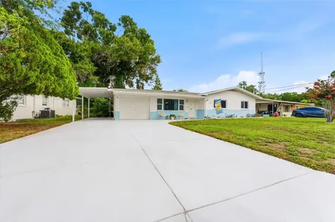 2111 W Minnehaha Street Tampa FL 33604