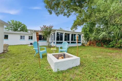 2111 W Minnehaha Street Tampa FL 33604