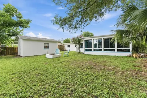 2111 W Minnehaha Street Tampa FL 33604