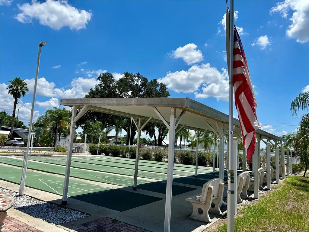 2928 Birdie Drive Bowling Green FL 33834