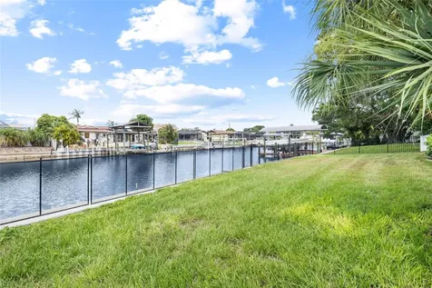10716 Donbrese Avenue Tampa FL 33615