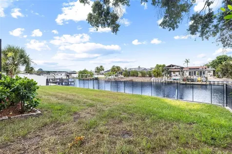 10716 Donbrese Avenue Tampa FL 33615