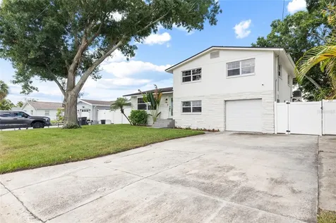 10716 Donbrese Avenue Tampa FL 33615