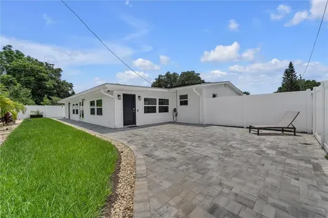 3295 57th Street N St Petersburg FL 33710