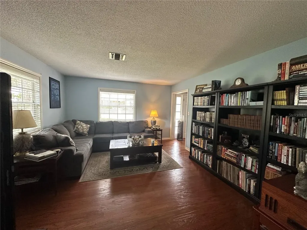 1105 S 9th Street Leesburg FL 34748