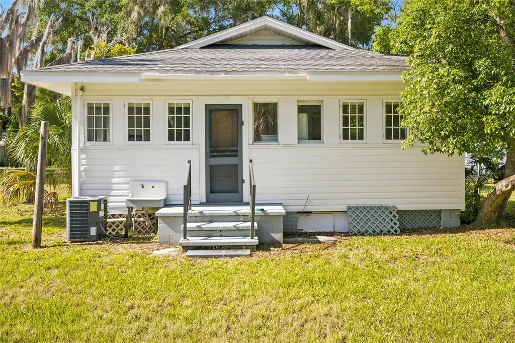 20315 The Granada Dunnellon FL 34432