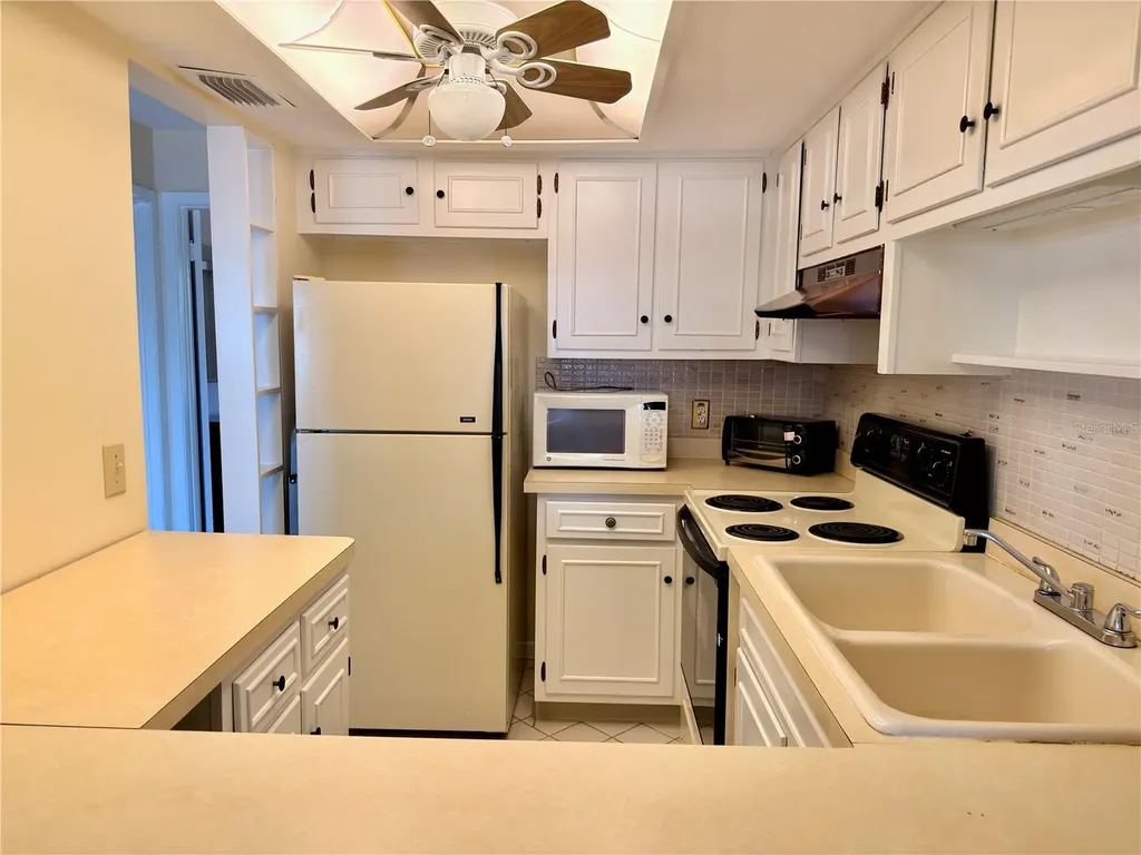 4747 Azalea Drive New Port Richey FL 34652