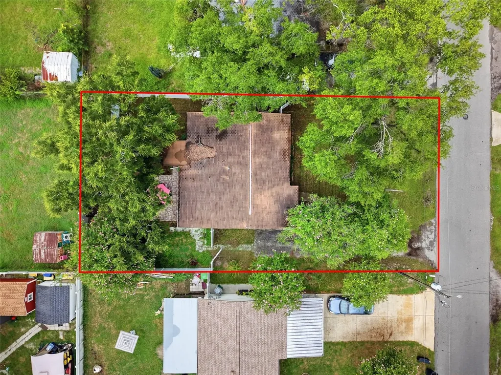 2430 N Ramona Circle Tampa FL 33612