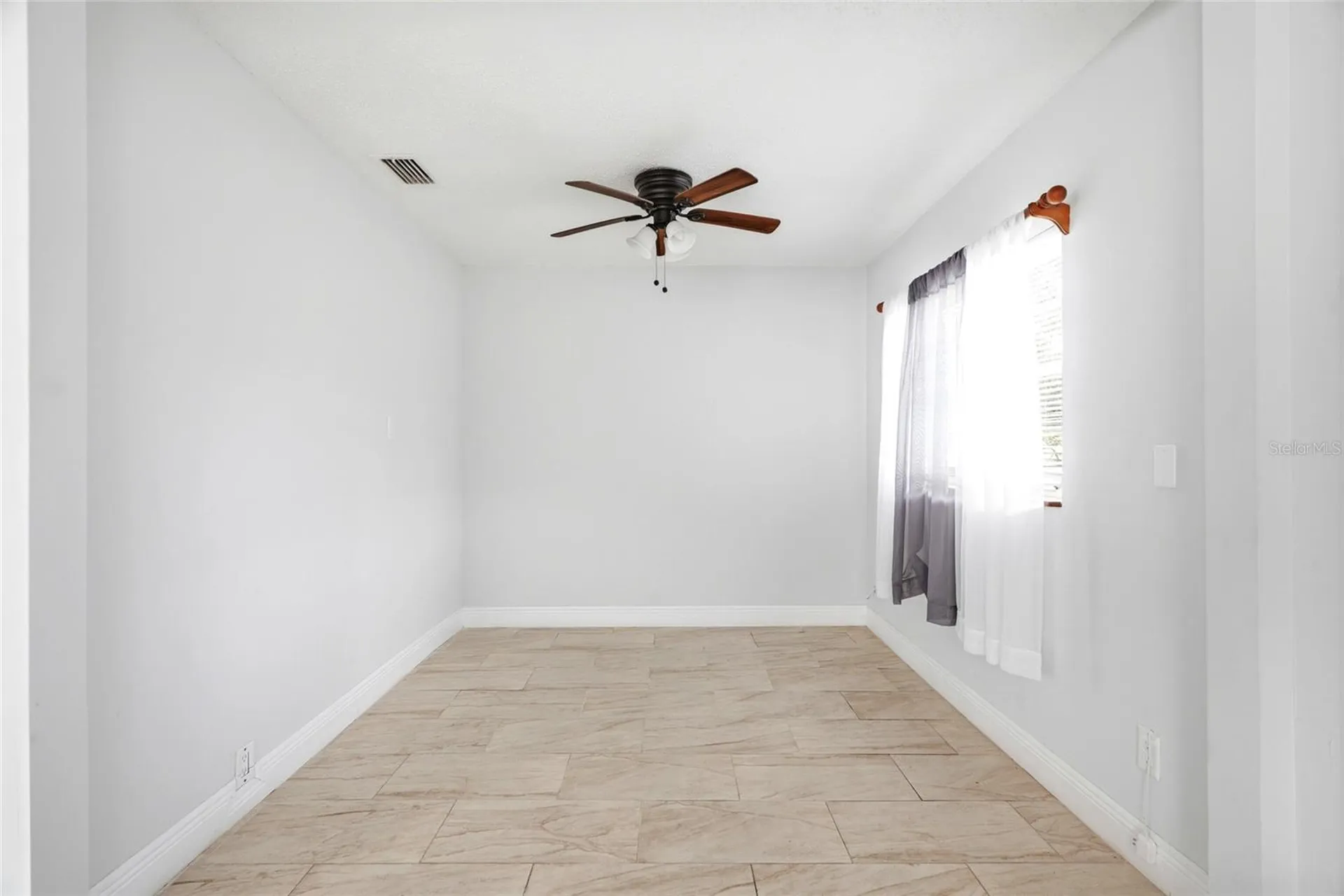 2430 N Ramona Circle Tampa FL 33612
