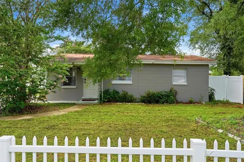 2430 N Ramona Circle Tampa FL 33612
