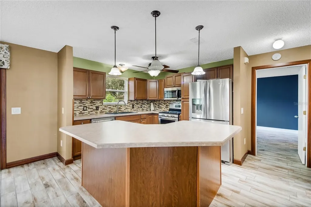 1204 Oak Hammock Lane Lady Lake FL 32159