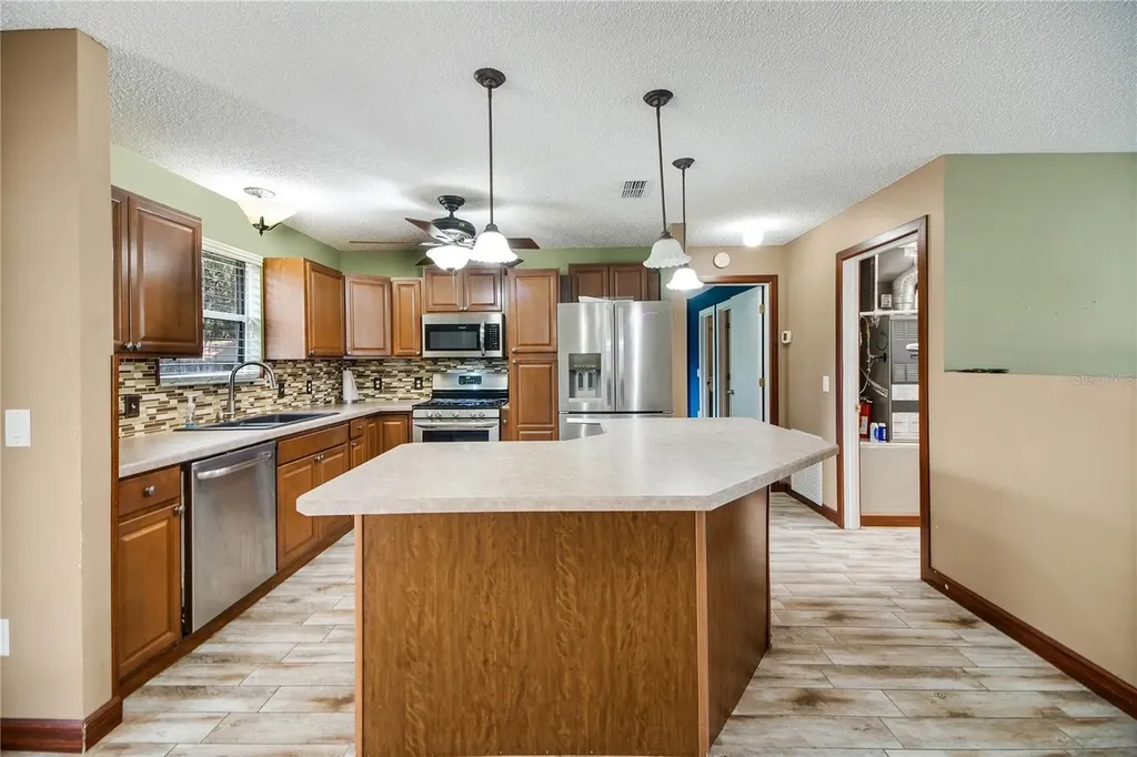 1204 Oak Hammock Lane Lady Lake FL 32159