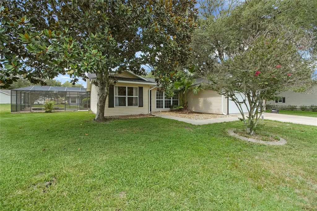 1204 Oak Hammock Lane Lady Lake FL 32159