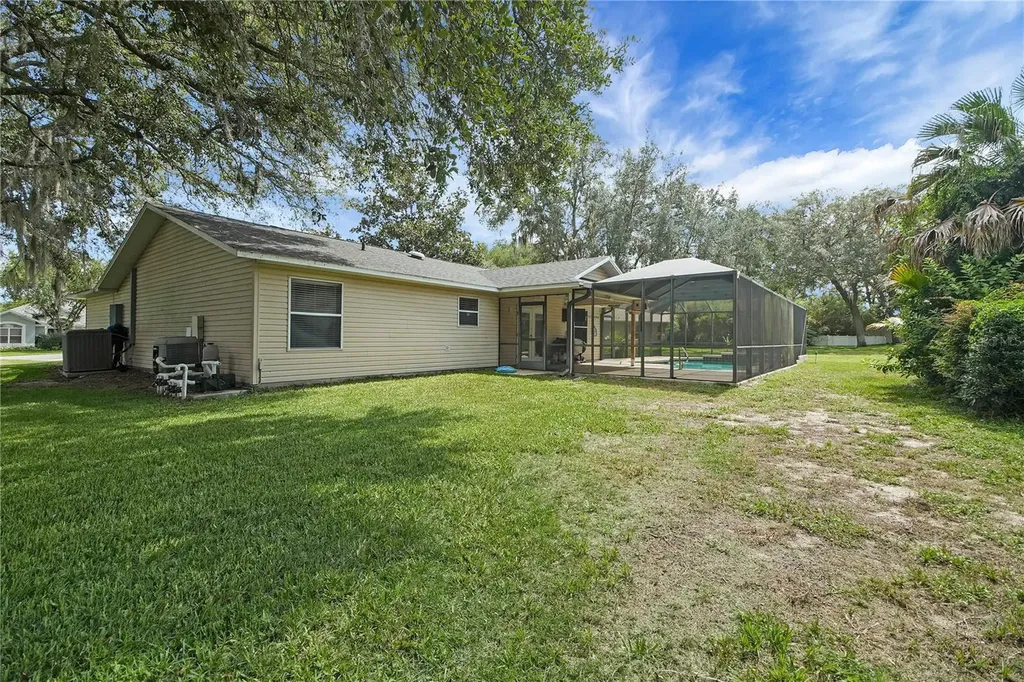 1204 Oak Hammock Lane Lady Lake FL 32159