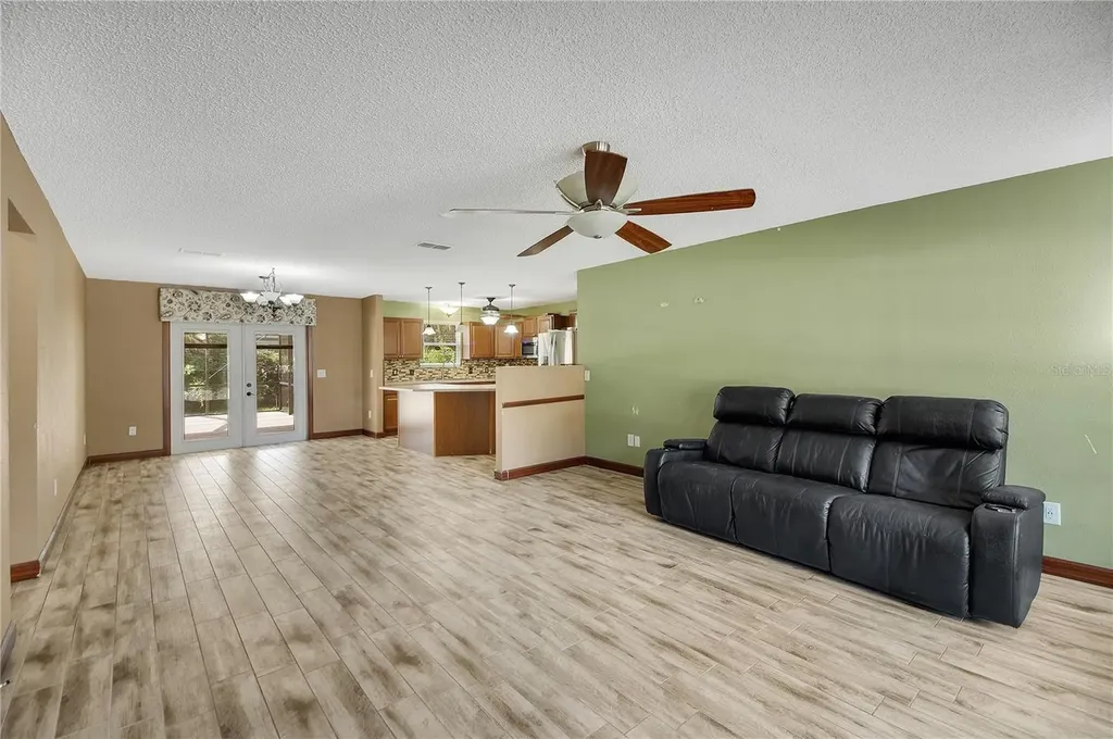 1204 Oak Hammock Lane Lady Lake FL 32159