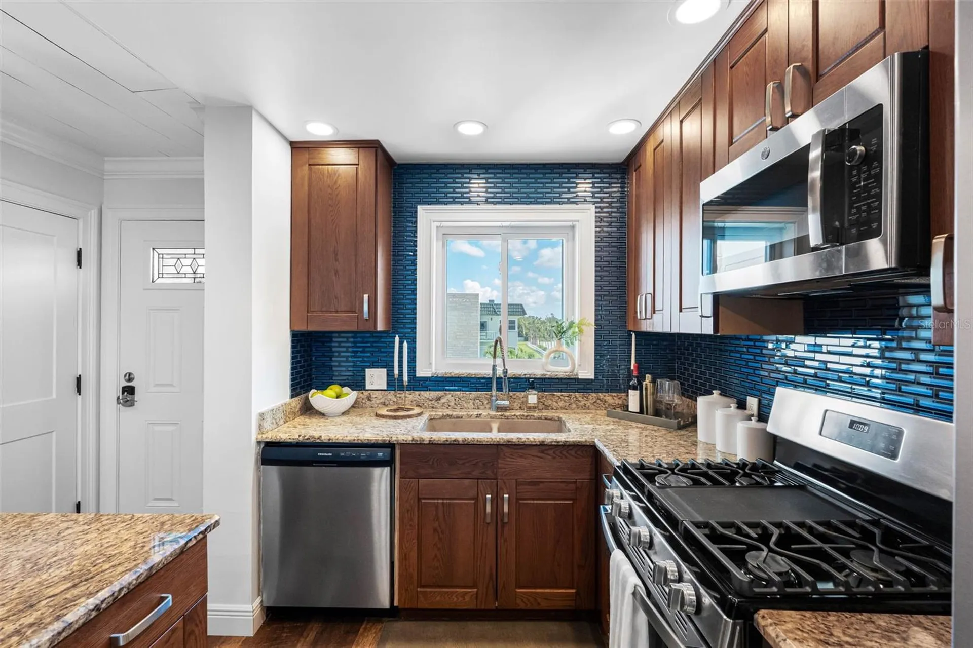 5940 30th Avenue S St Petersburg FL 33707