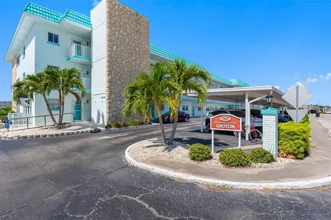 5940 30th Avenue S St Petersburg FL 33707