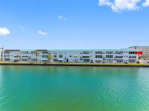 5940 30th Avenue S St Petersburg FL 33707