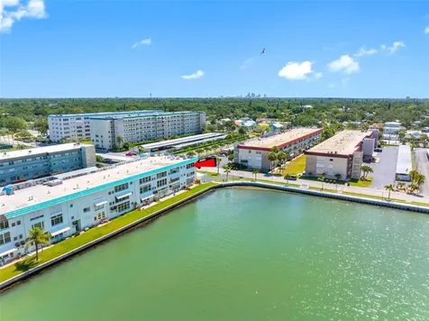 5940 30th Avenue S St Petersburg FL 33707