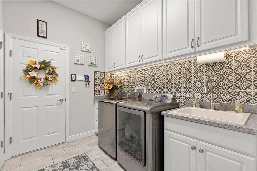 13340 Fawn Lily Drive Riverview FL 33579