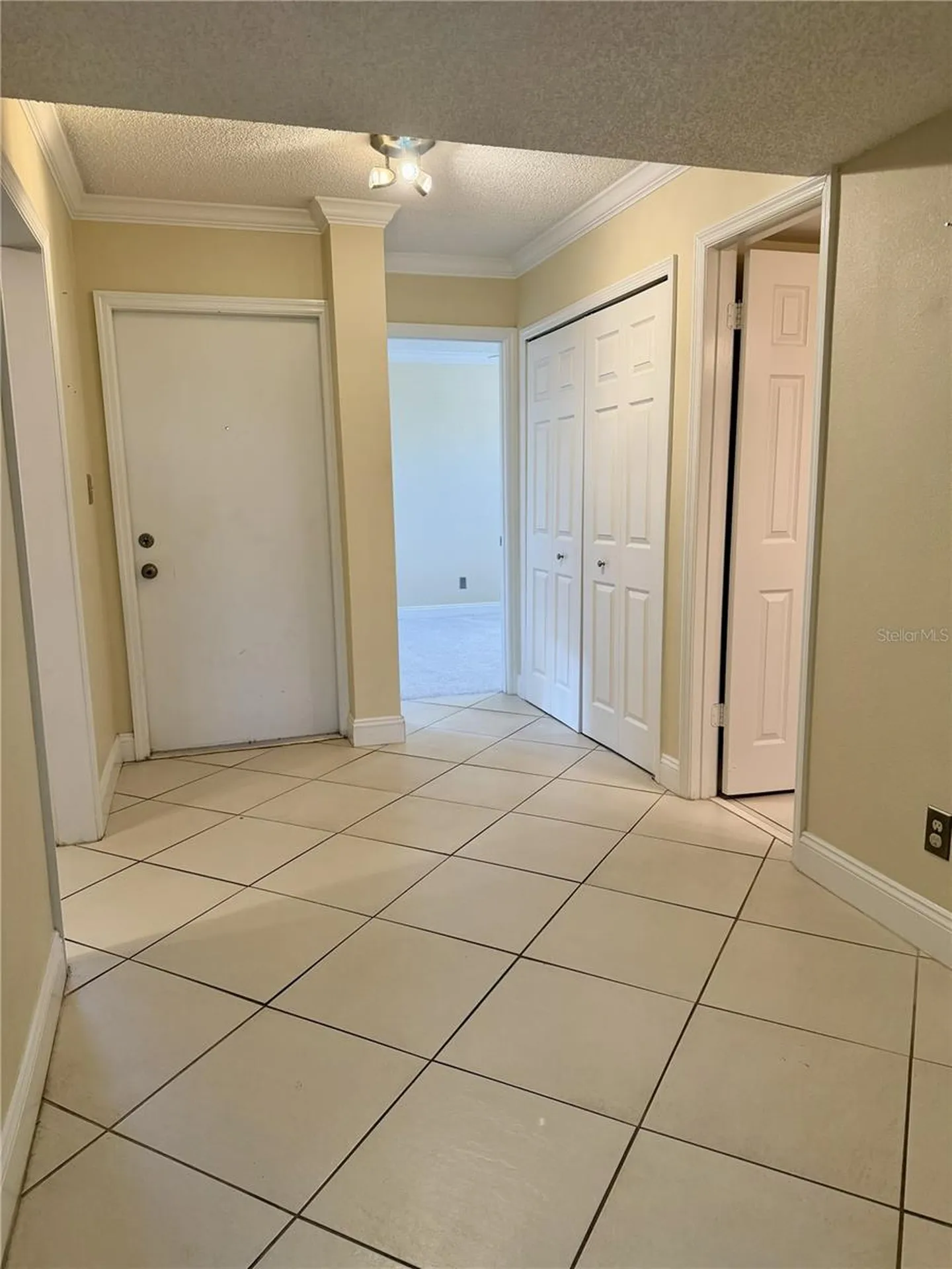 1986 Pelican Landing Boulevard Clearwater FL 33762