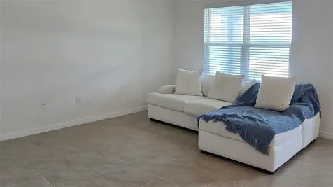 1136 Belfast Place Haines City FL 33844