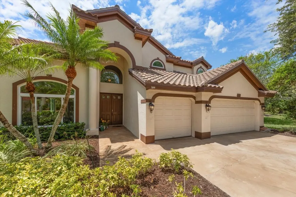 7699 Aralia Way Seminole FL 33777