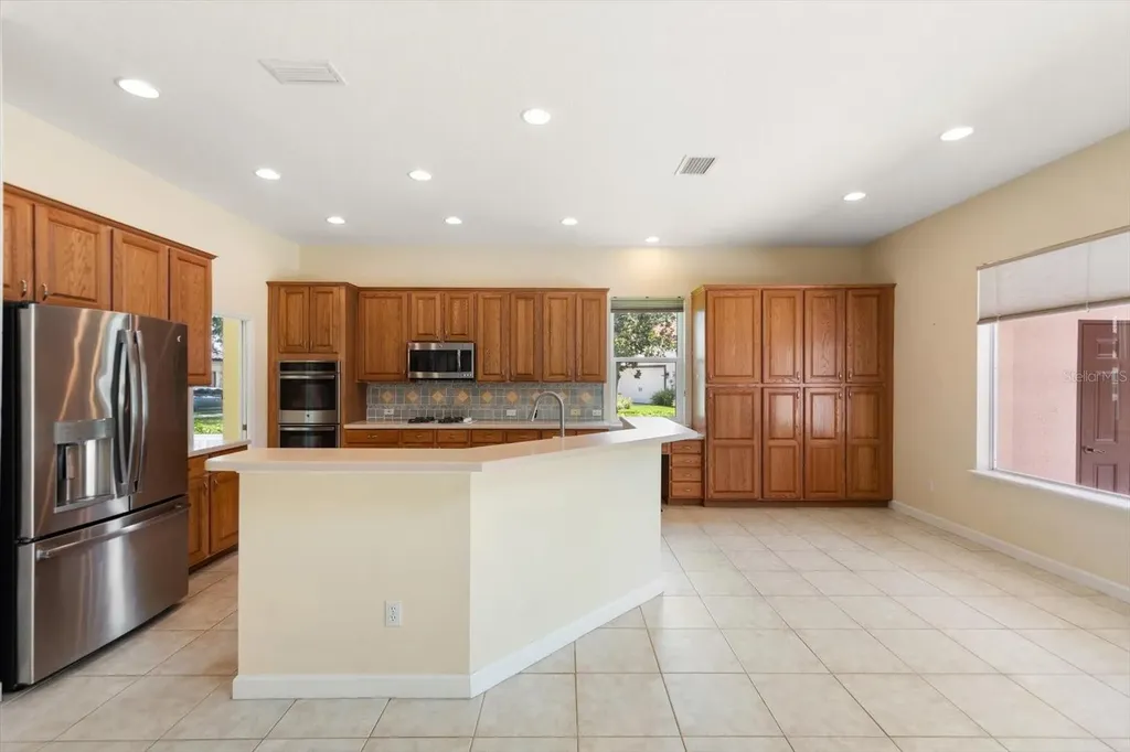 7699 Aralia Way Seminole FL 33777