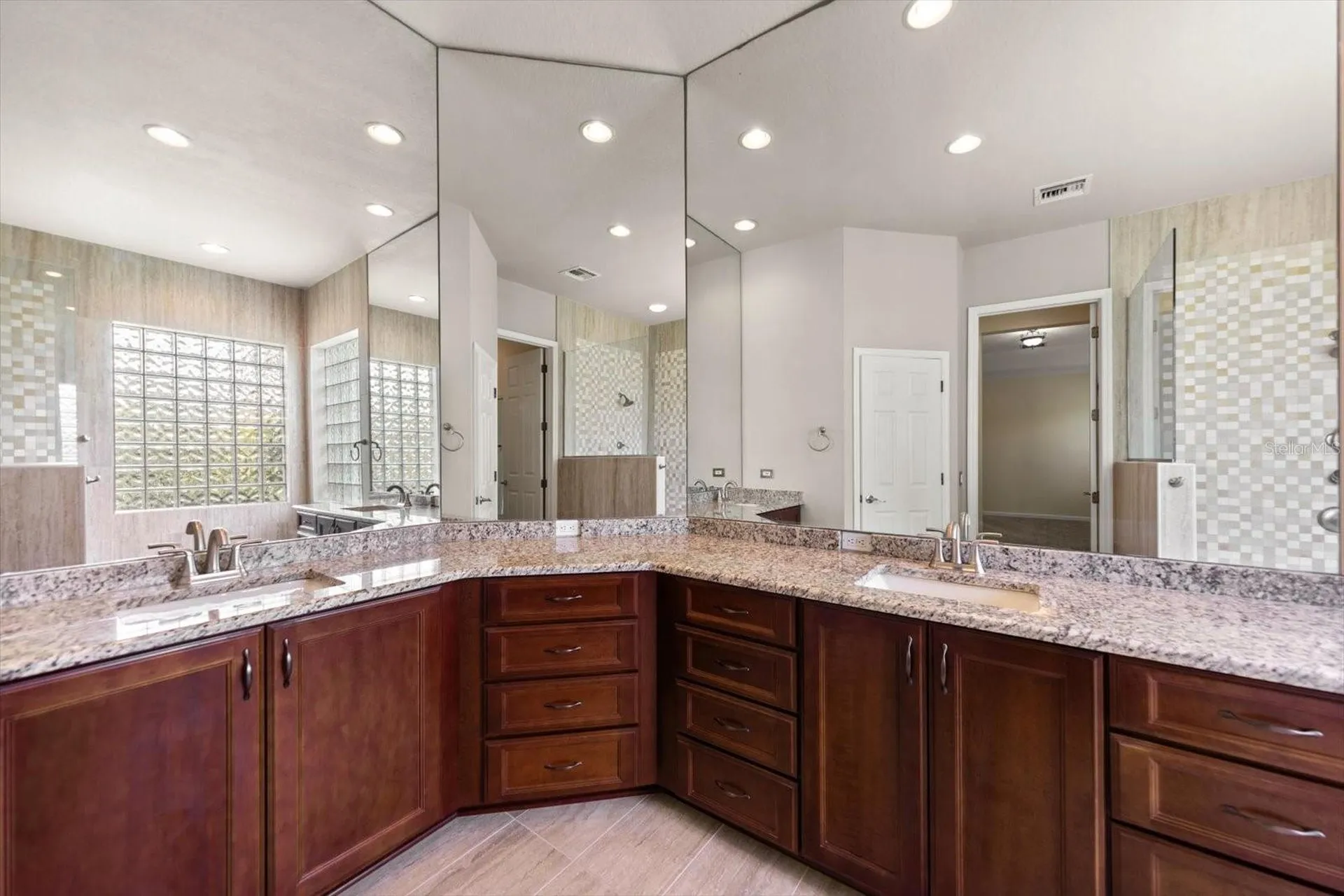 7699 Aralia Way Seminole FL 33777