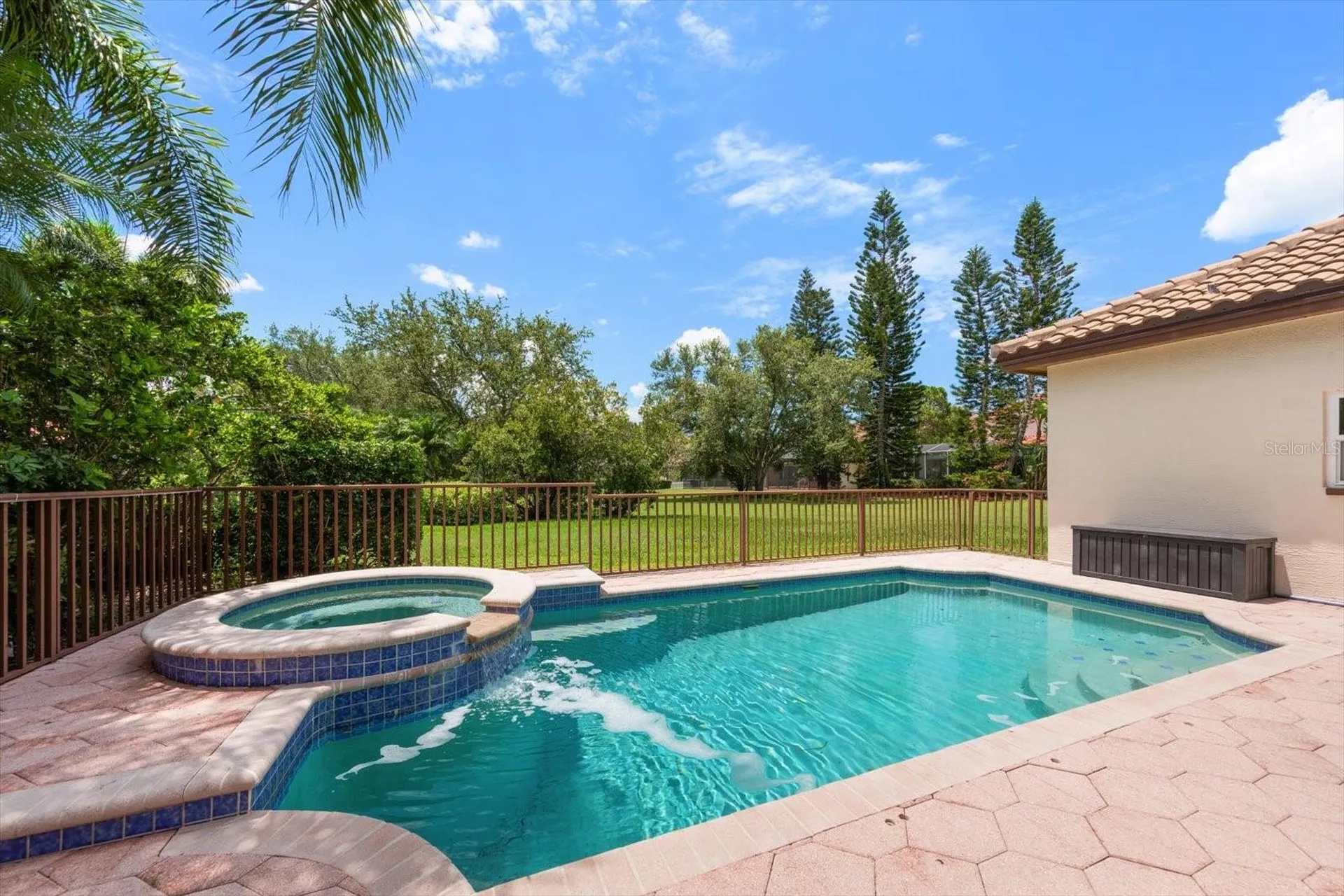 7699 Aralia Way Seminole FL 33777