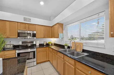 13007 Oakmont Wood Court Riverview FL 33579