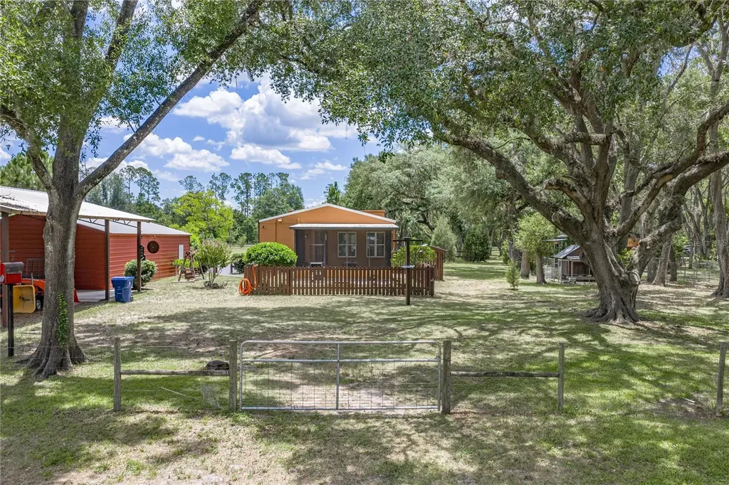 13031 Bellamy Brothers Boulevard Dade City FL 33525