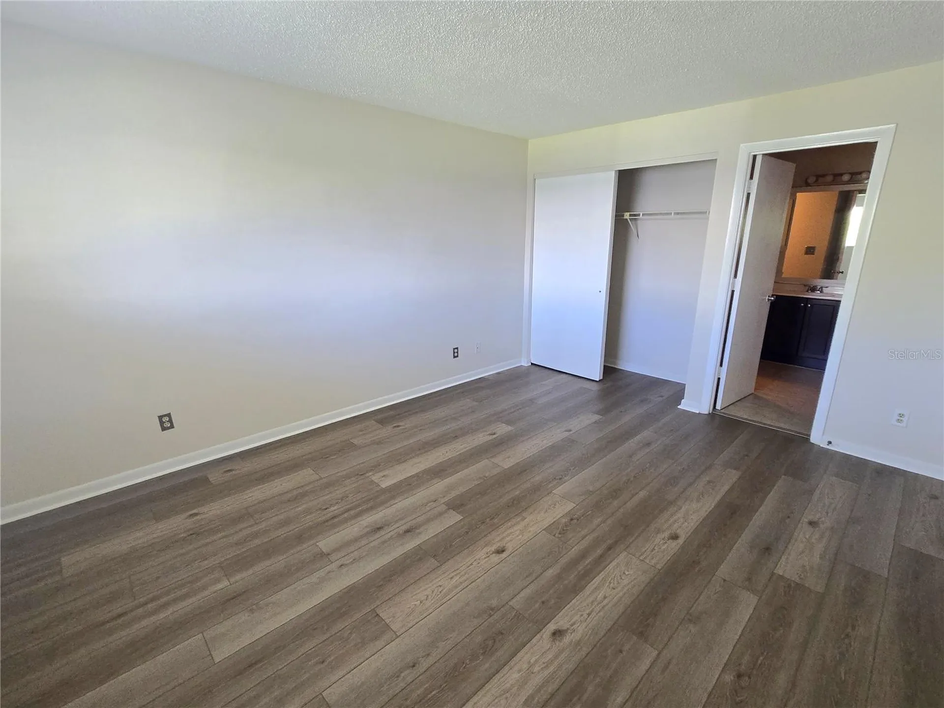 6033 34th Street W Bradenton FL 34210