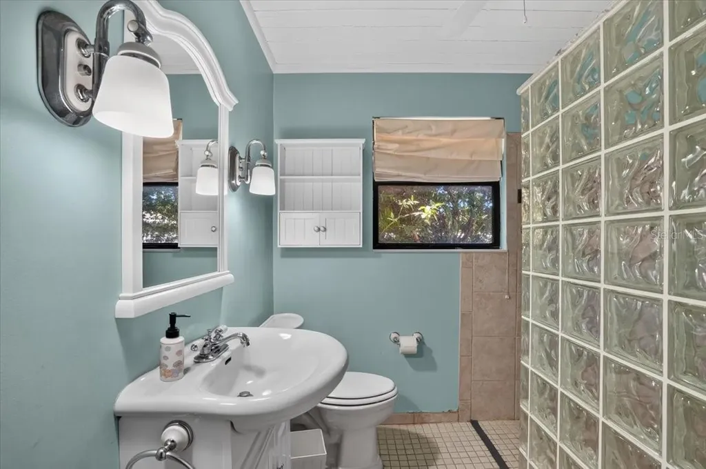 811 Sarabay Road Osprey FL 34229