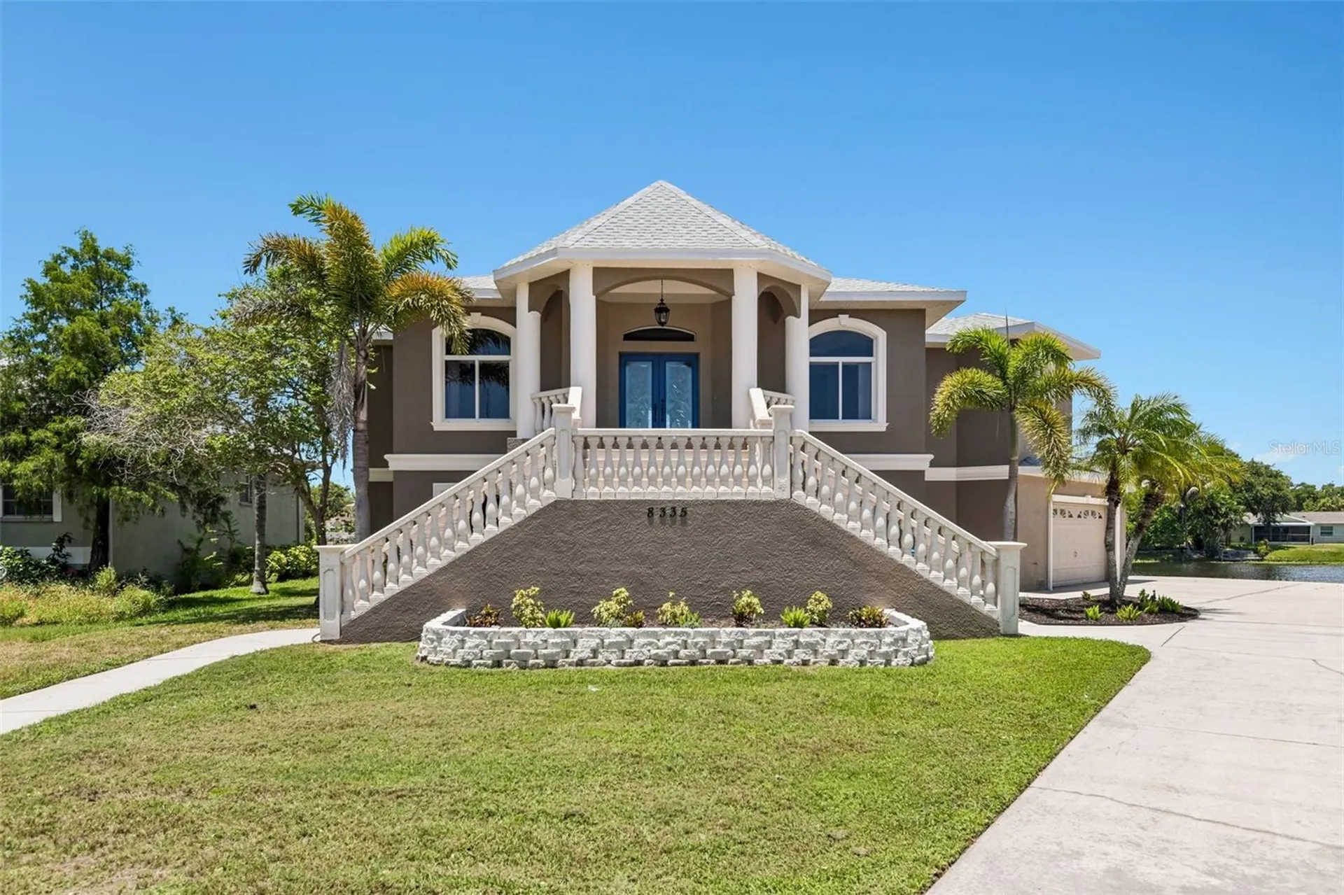 8335 Cheyenne Drive Seminole FL 33777