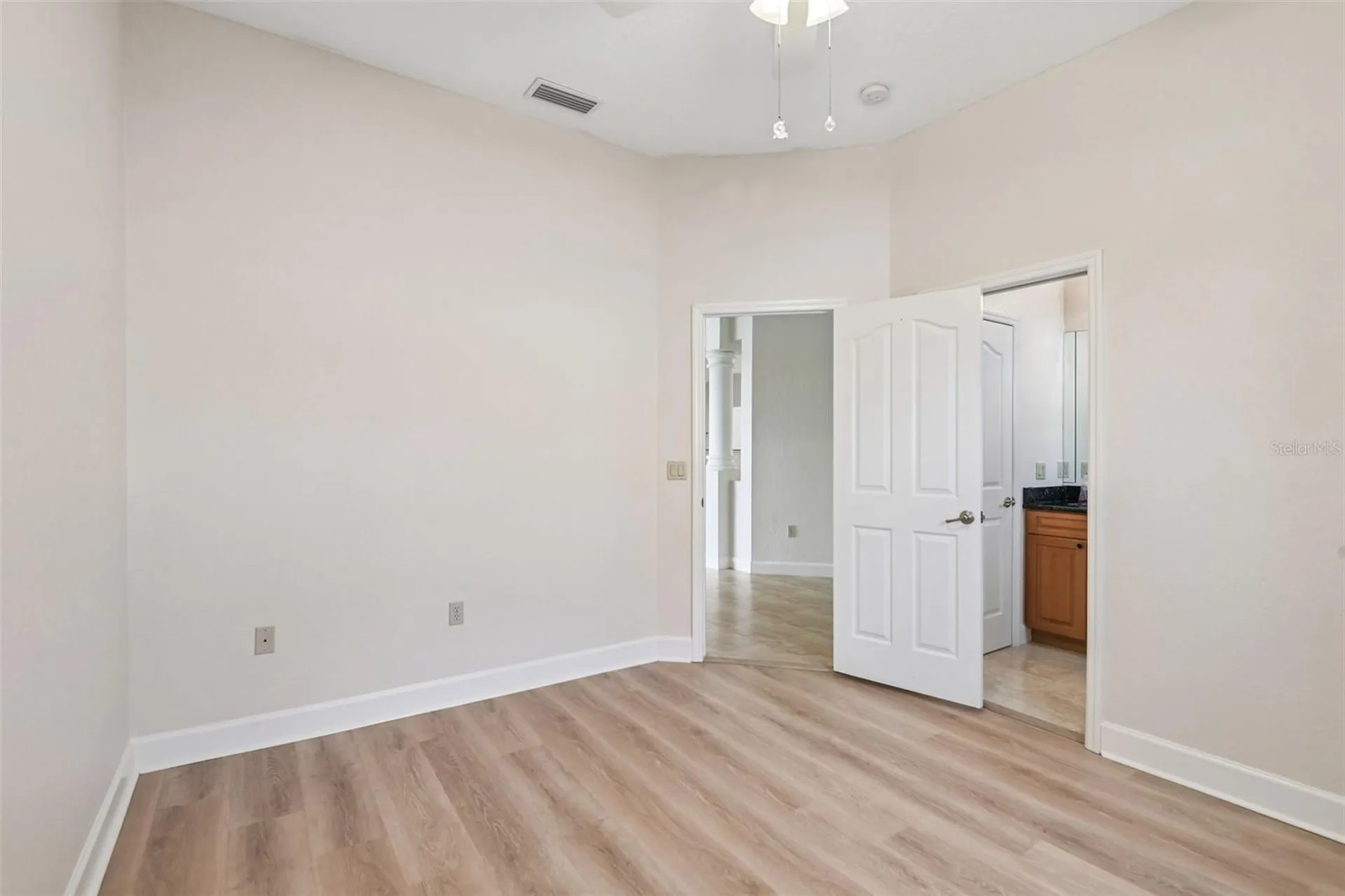 8335 Cheyenne Drive Seminole FL 33777