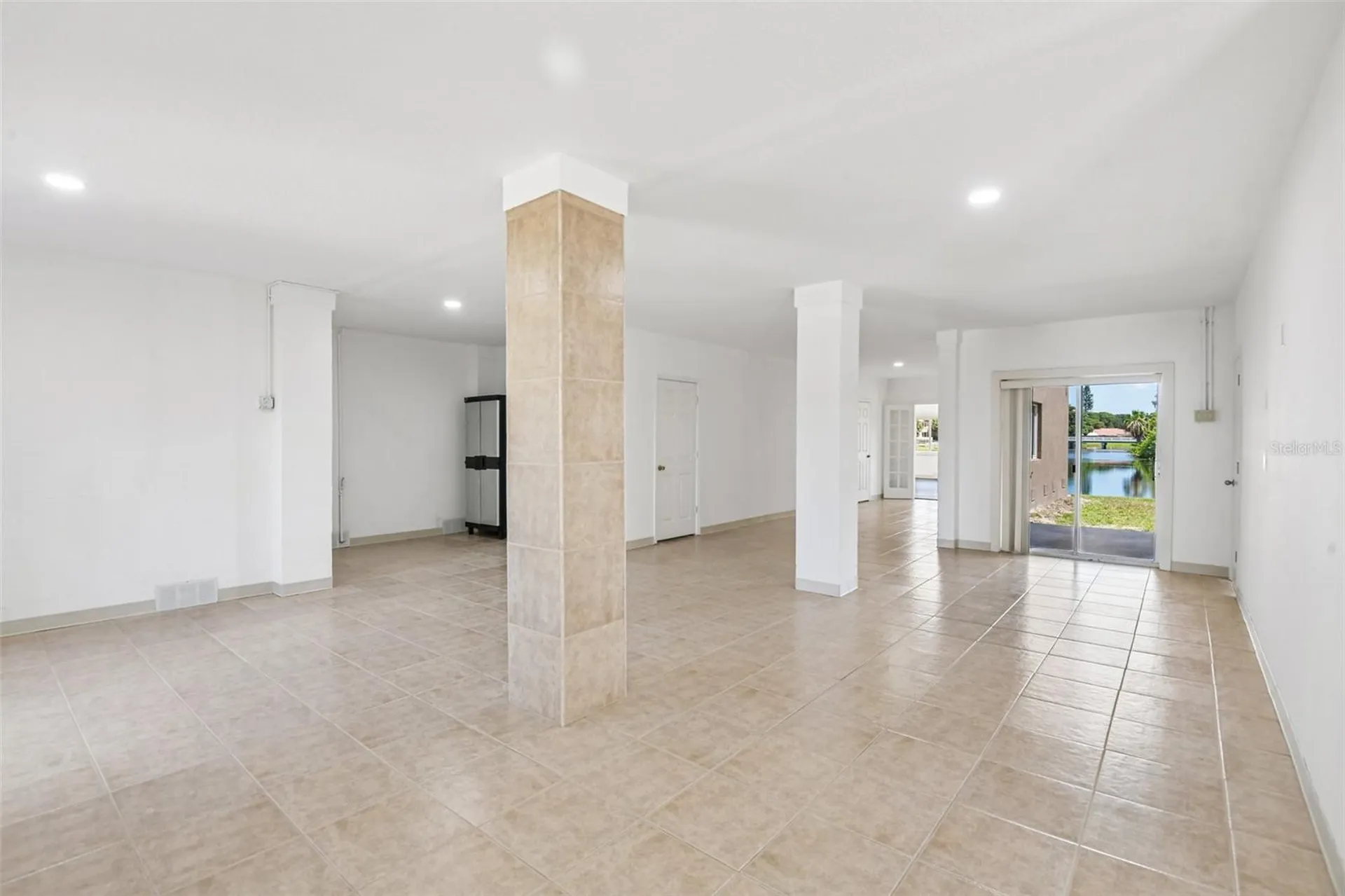 8335 Cheyenne Drive Seminole FL 33777