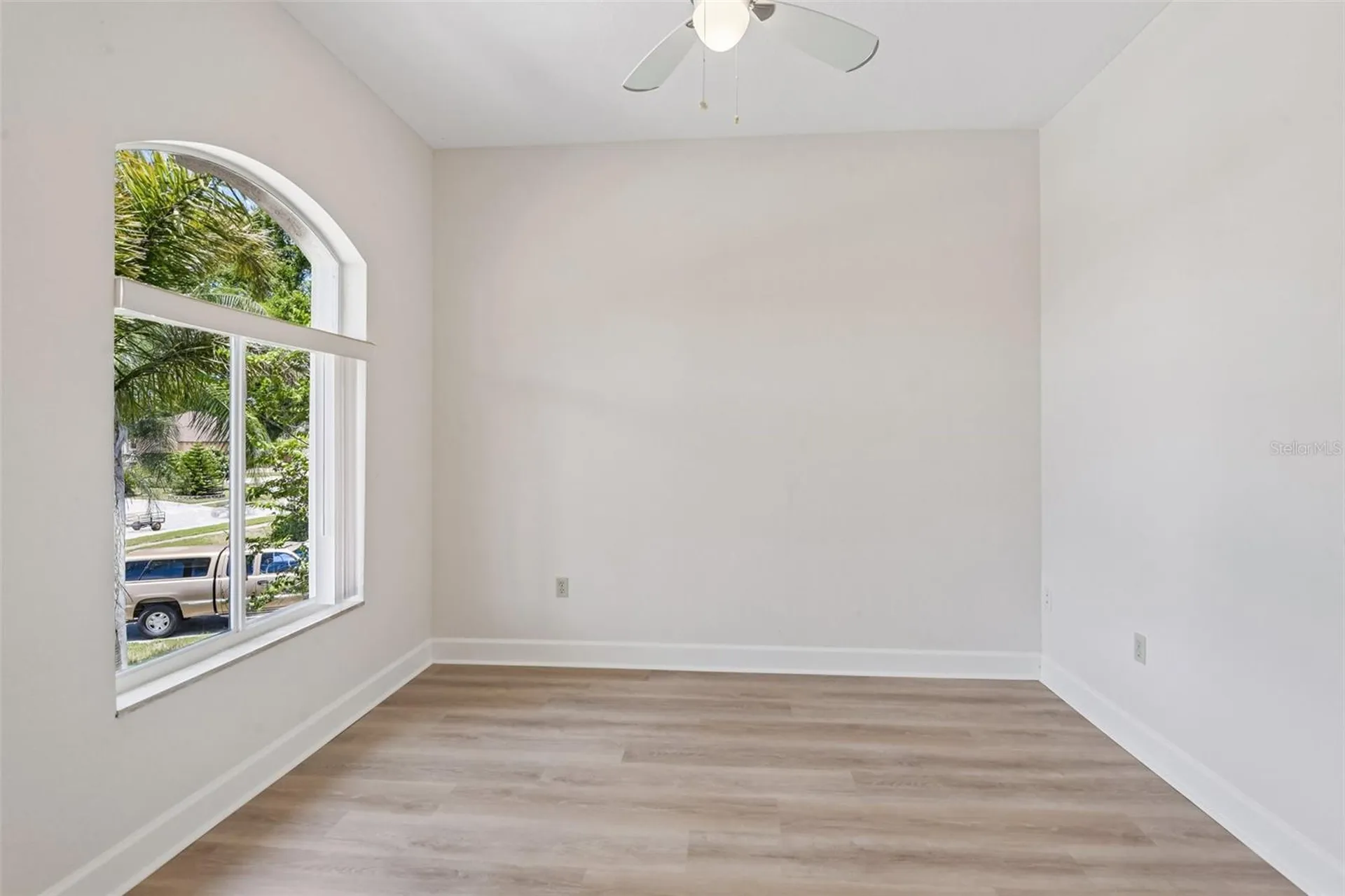 8335 Cheyenne Drive Seminole FL 33777