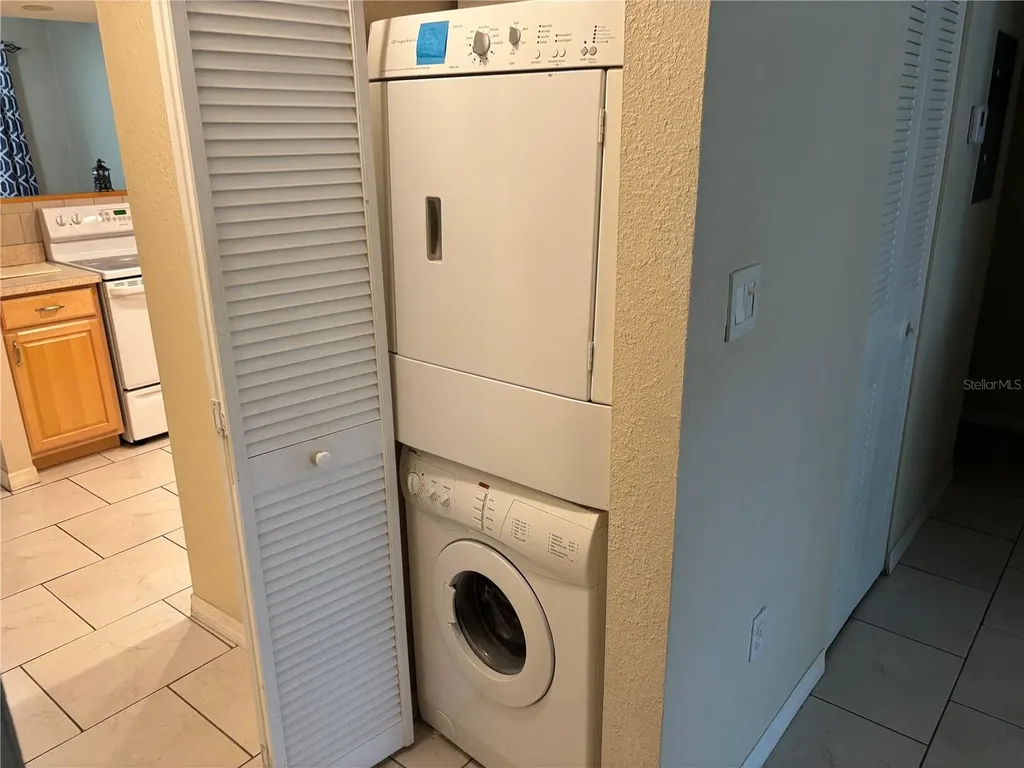 3640 41st Lane S St Petersburg FL 33711