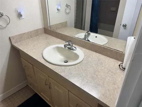 3640 41st Lane S St Petersburg FL 33711