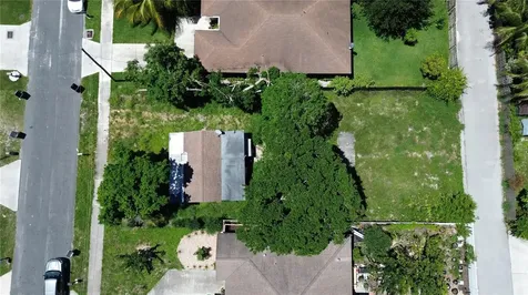 39 NW 13th Avenue Delray Beach FL 33444