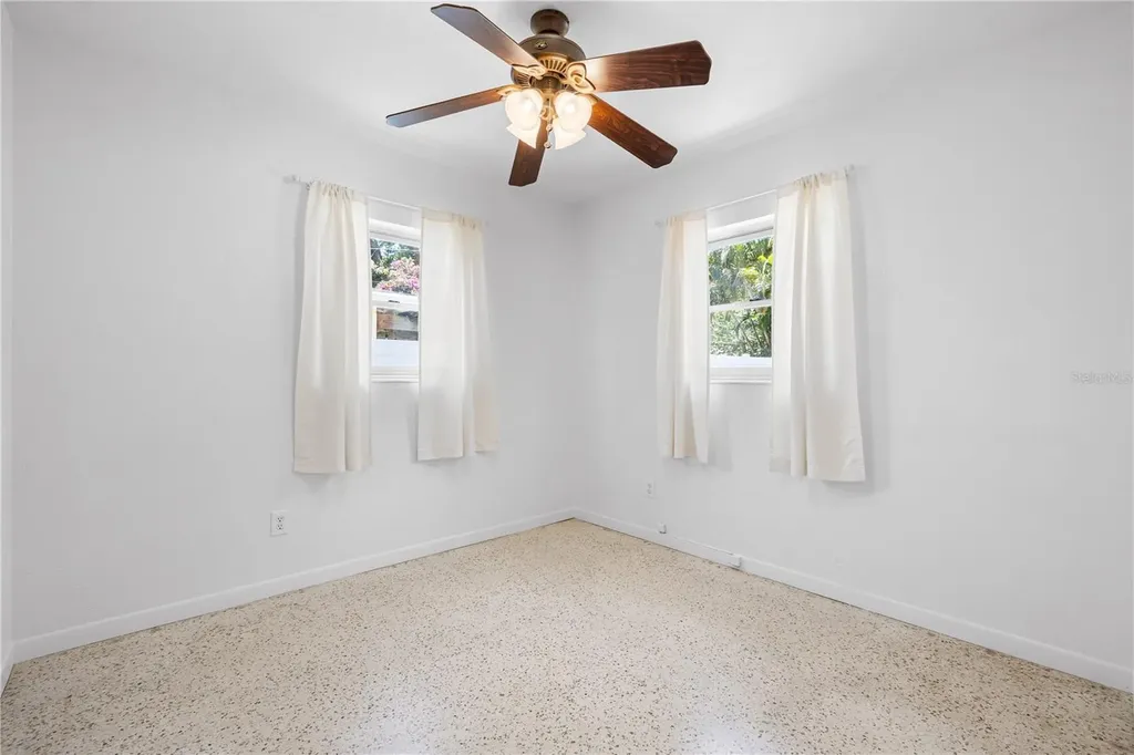 4992 99th Way N St Petersburg FL 33708