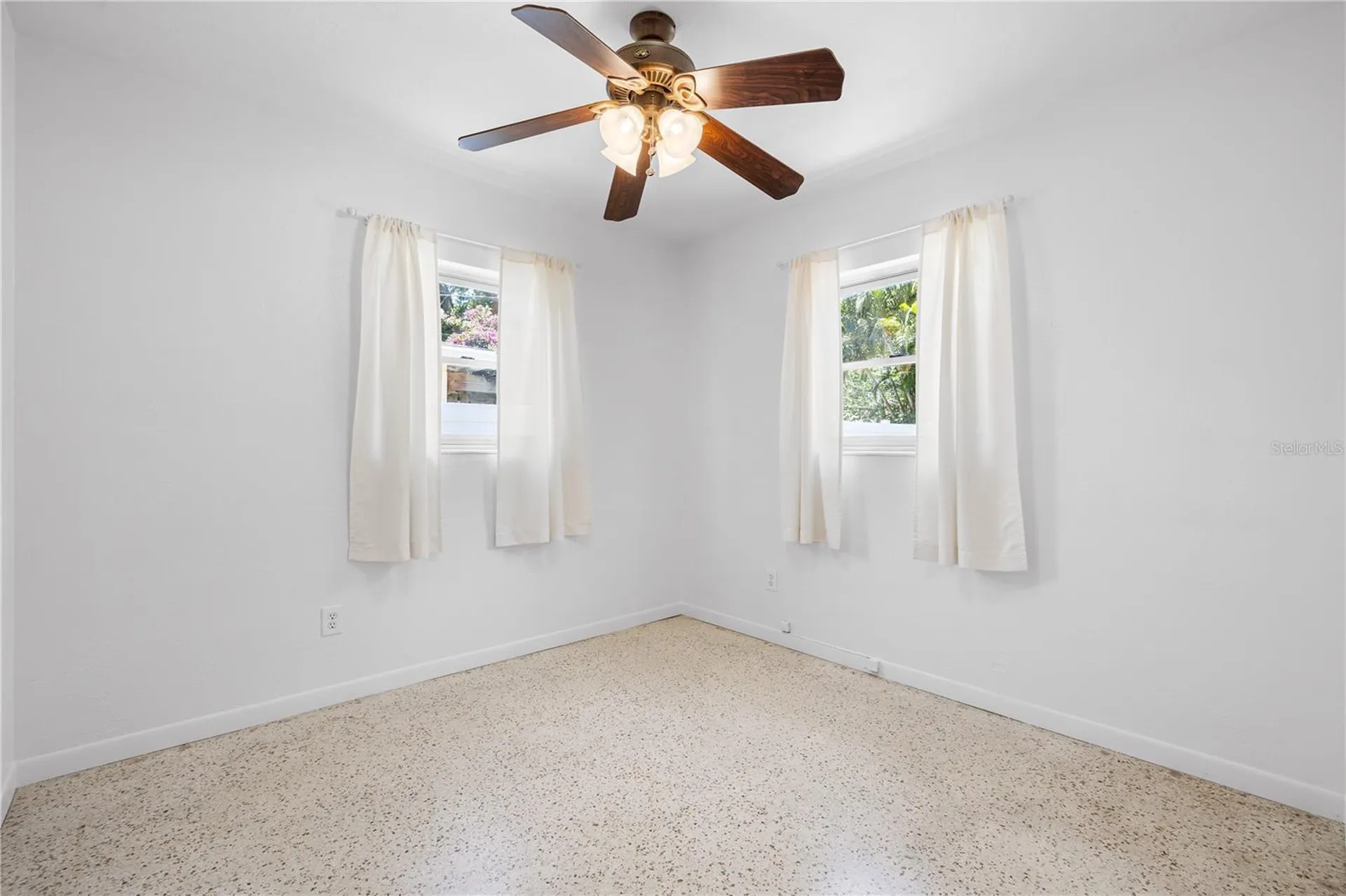 4992 99th Way N St Petersburg FL 33708