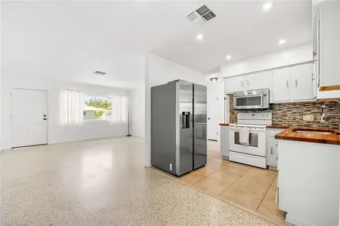 4992 99th Way N St Petersburg FL 33708