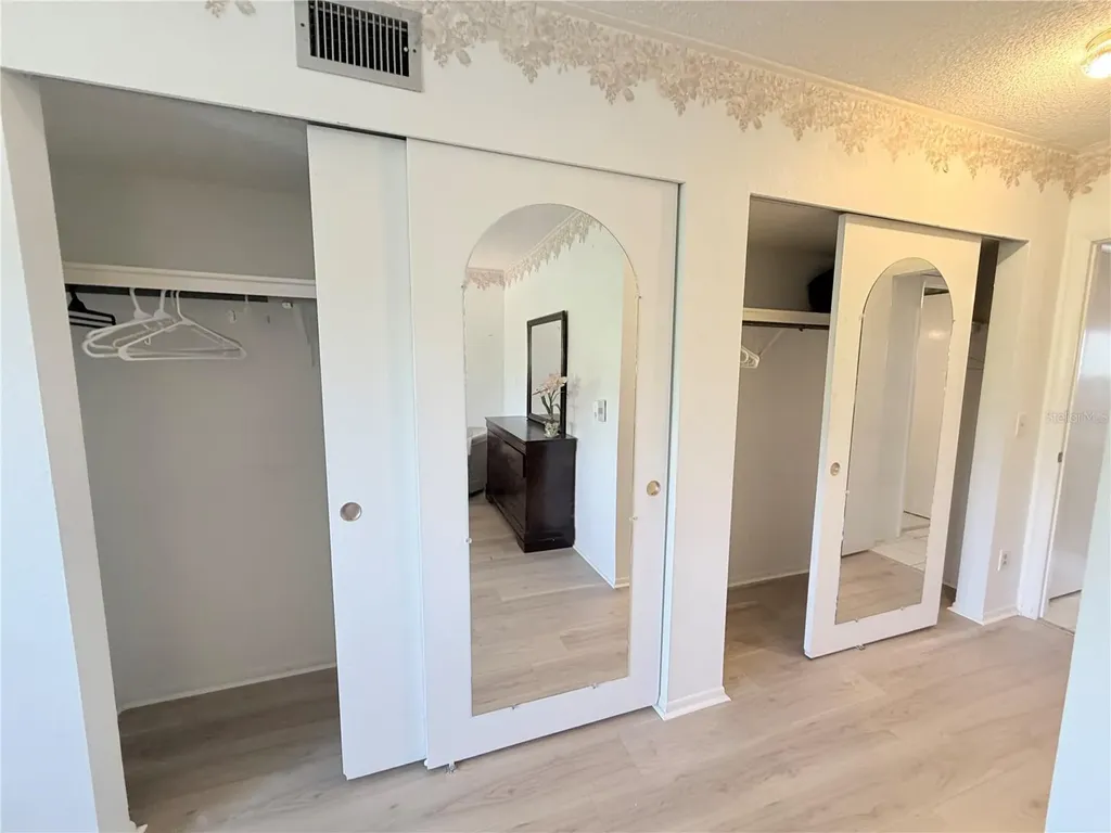 2340 Grecian Way Clearwater FL 33763