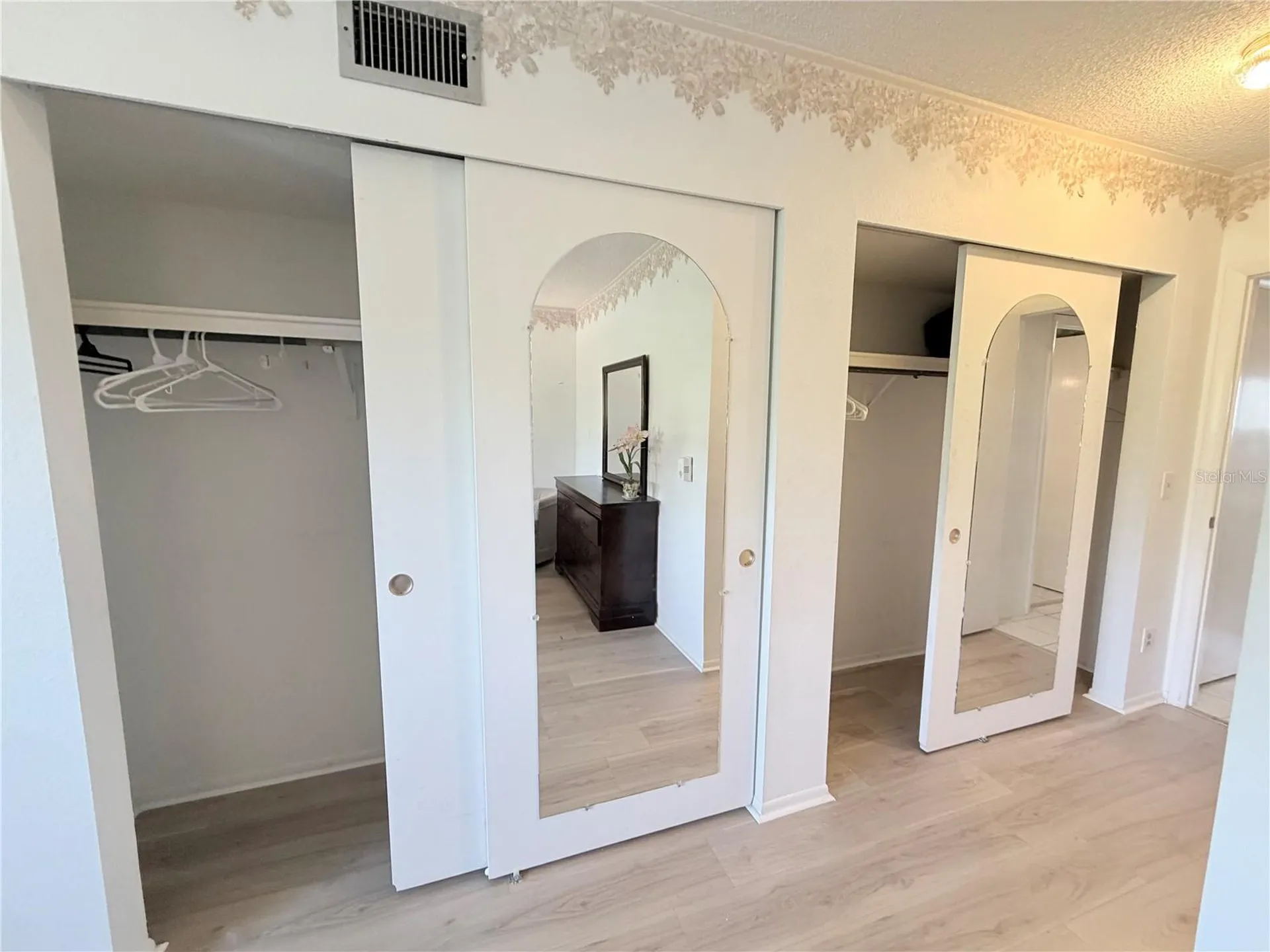 2340 Grecian Way Clearwater FL 33763