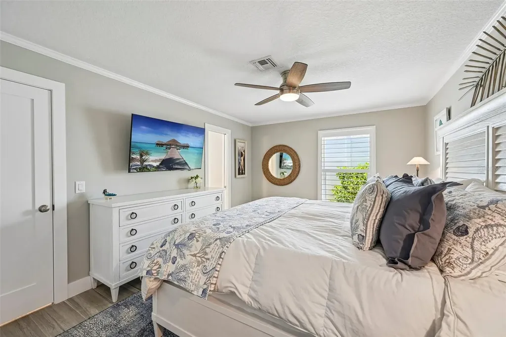 810 Plymouth Street Sarasota FL 34242