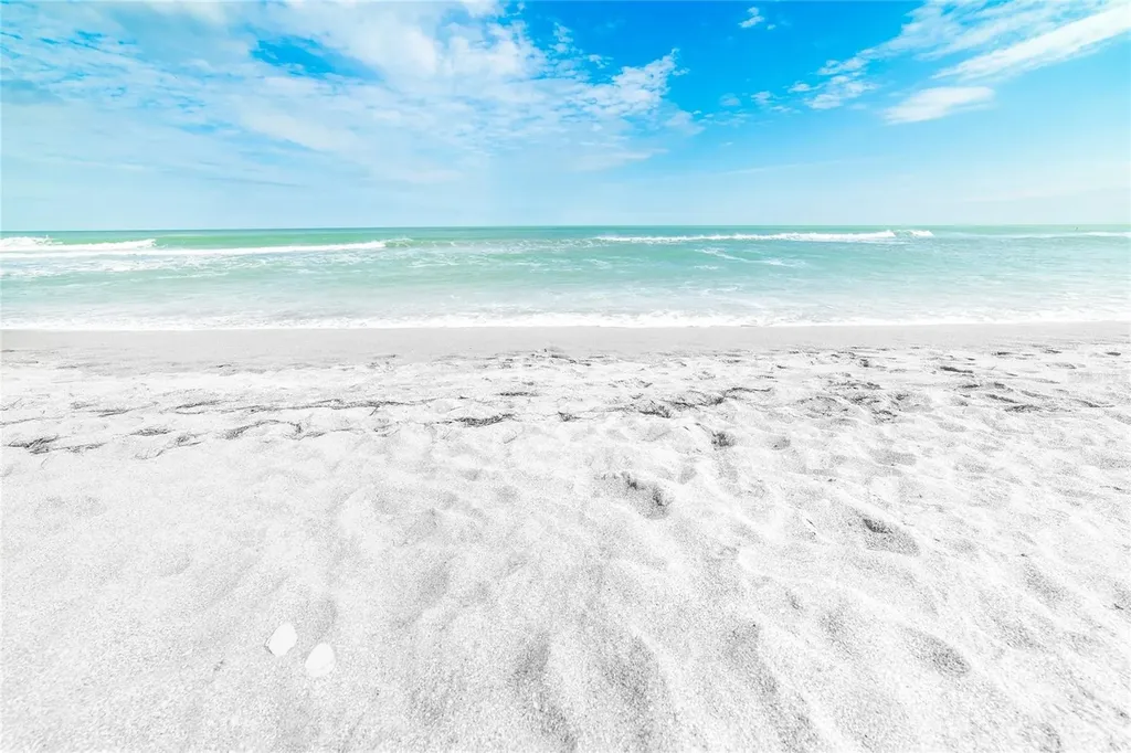 810 Plymouth Street Sarasota FL 34242
